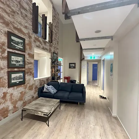 Global Backpackers Youth Hostel-3